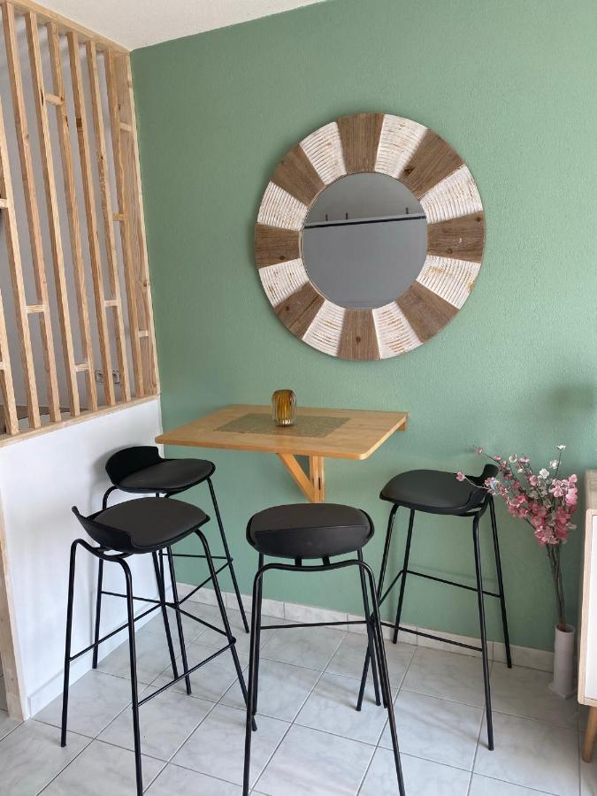 Studio Brignoles Piscine Emplacement Ideal Екстер'єр фото