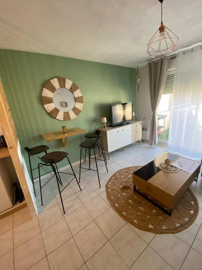 Studio Brignoles Piscine Emplacement Ideal Екстер'єр фото